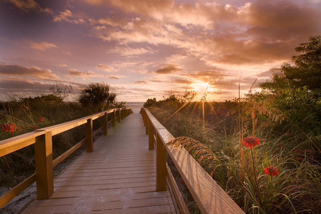 Gullwing Beach Resort Fort Myers Beach Exterior foto